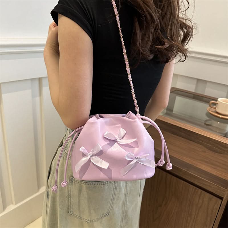 Western-Style Chain Messenger Bucket Bag - Niche Aesthetic for Women