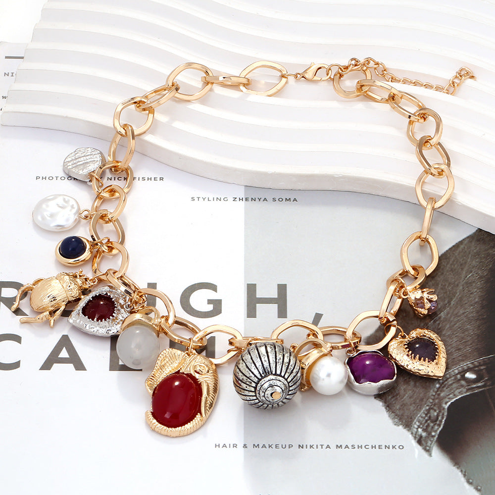 Vintage Pearl Heart Pendant Necklace – Palace Style Statement Jewelry for Women