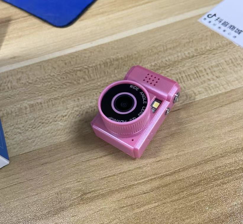 Mini Retro Digital Camera with Wide-Angle Lens – 1080P CCD Video, Compact SLR Style