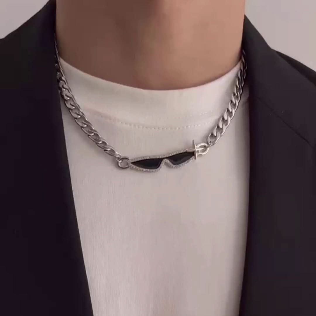 Men’s Trendy Sunglasses Pendant Necklace – Stylish