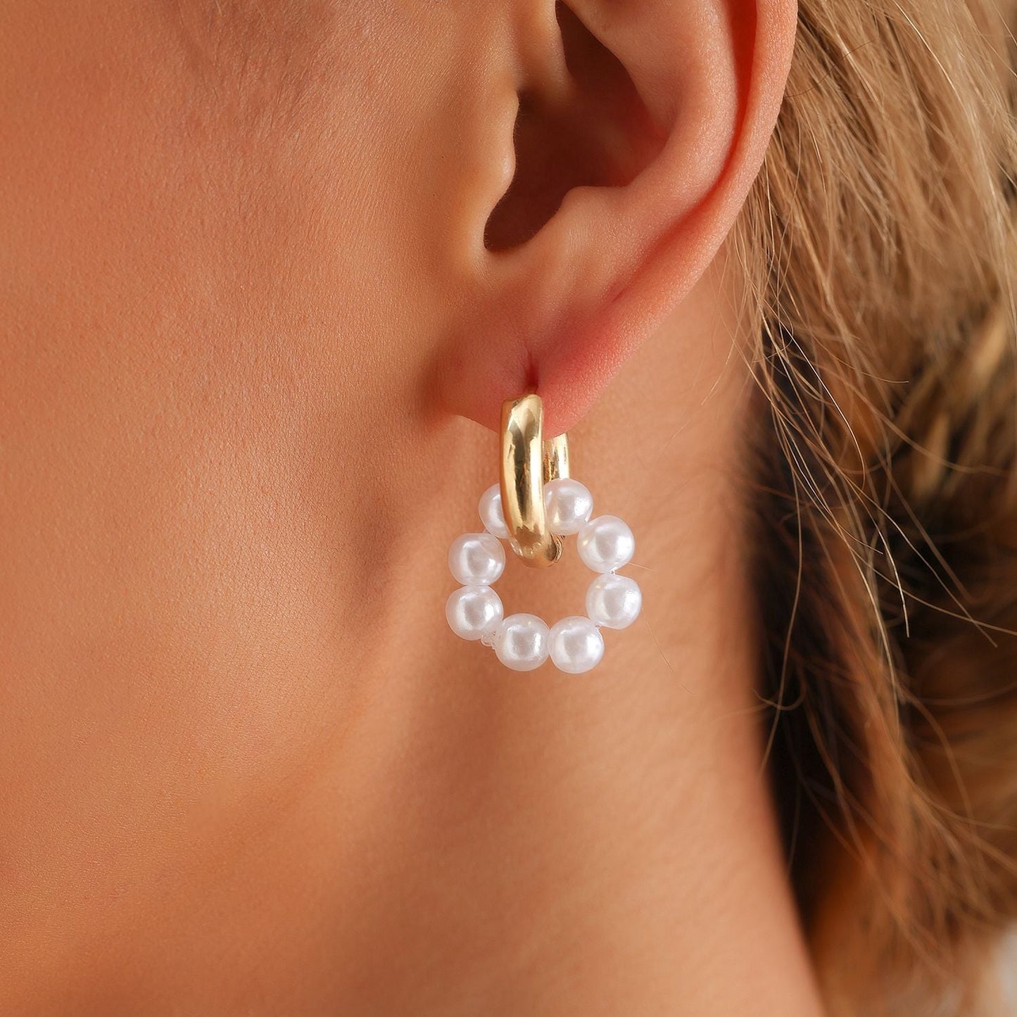 Pearl Beaded Heart Drop Earrings – Asymmetrical Fashion Jewelry for Women