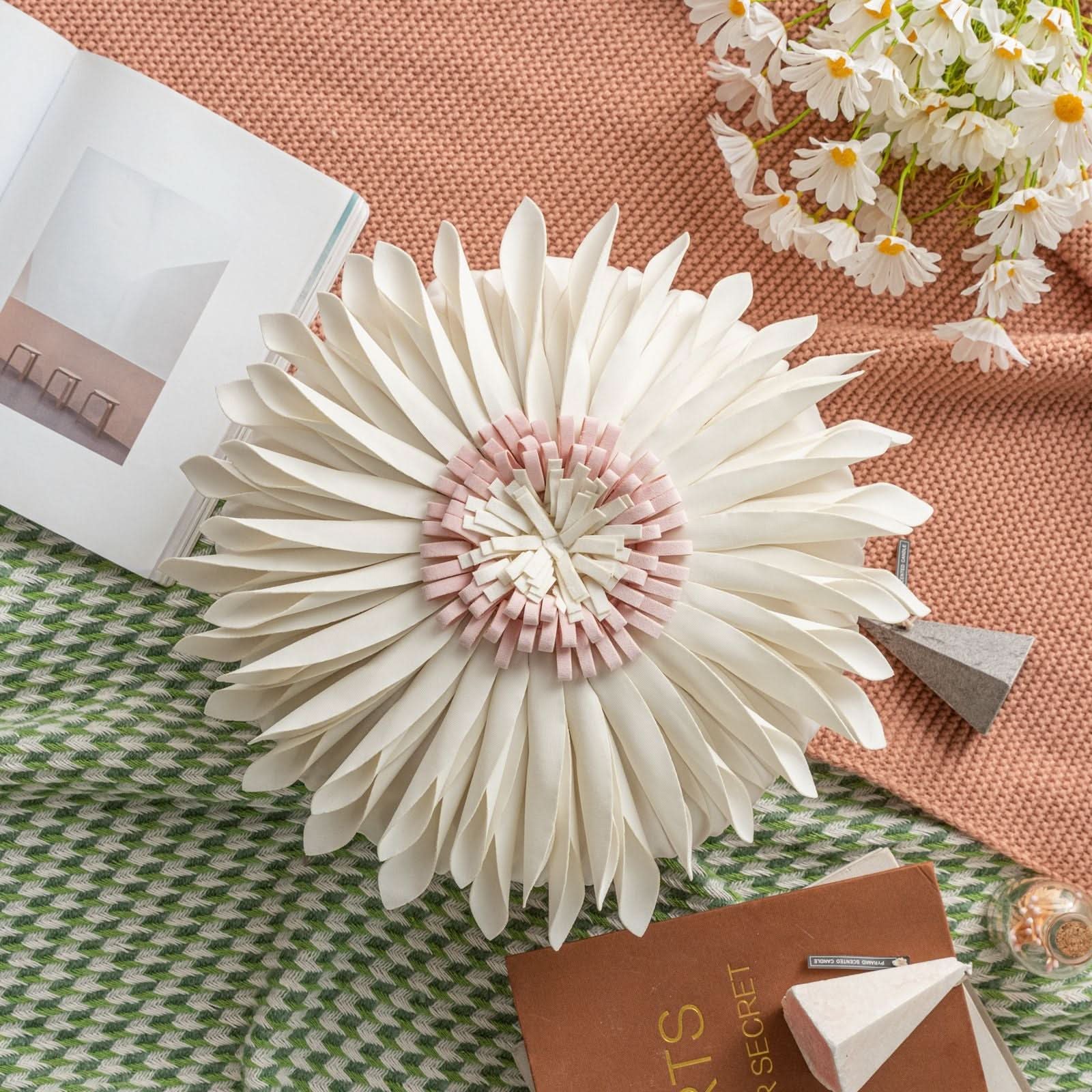 Sunflower Pillowcase - Small Daisy & Sunflower Design