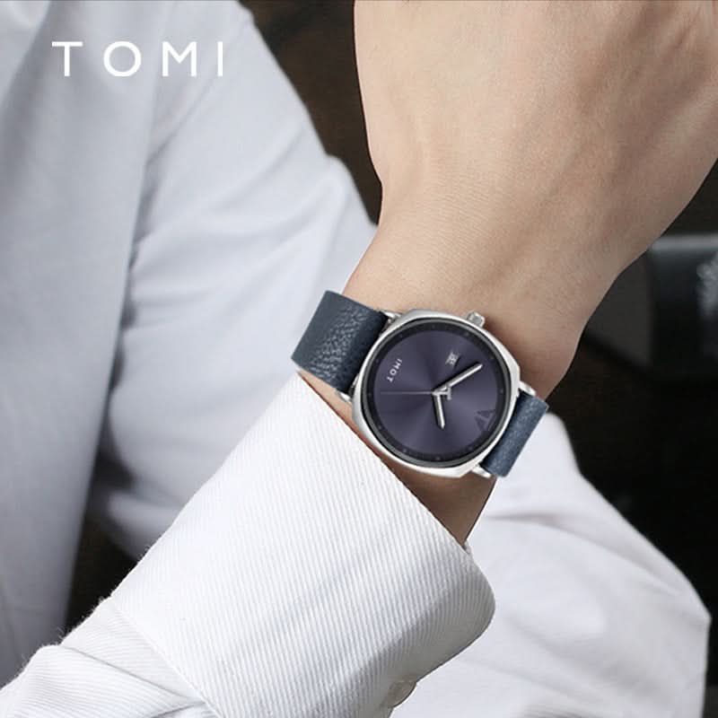 Men's Quartz Watch with Leather Strap