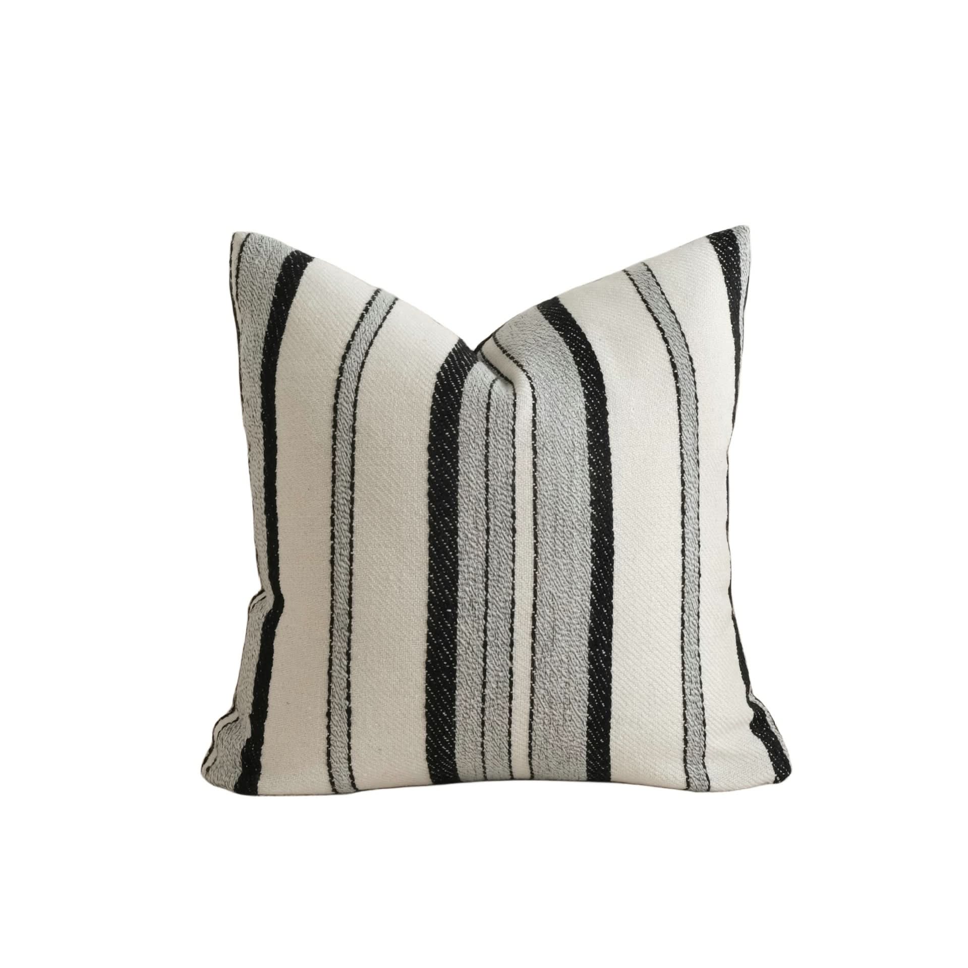 Light Luxury Knitted Striped Pillow - Simple Retro Cushion Cover