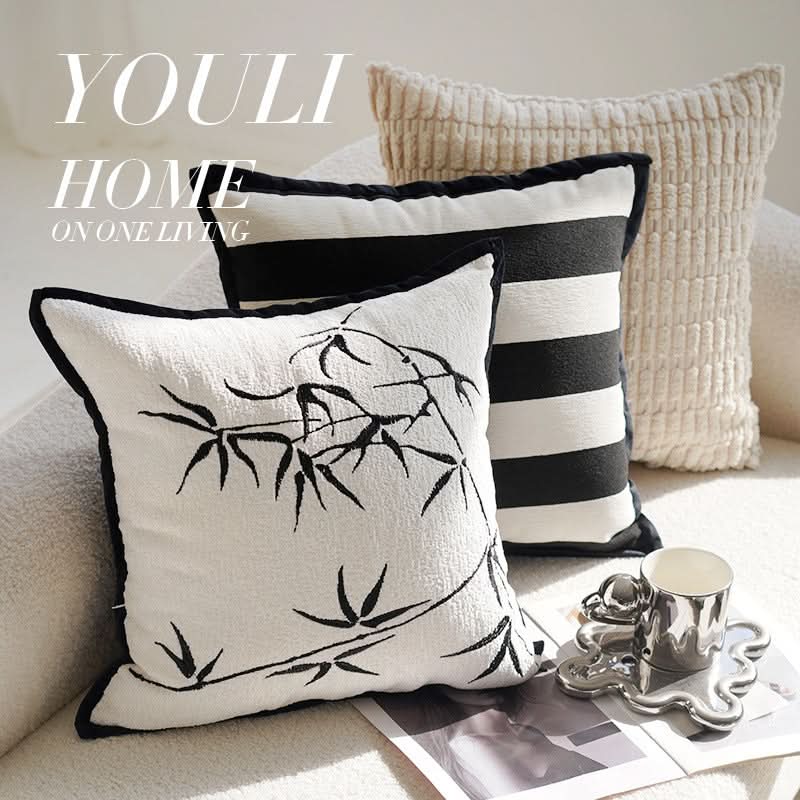 Black Light Luxury Vintage Embroidered Pillowcase