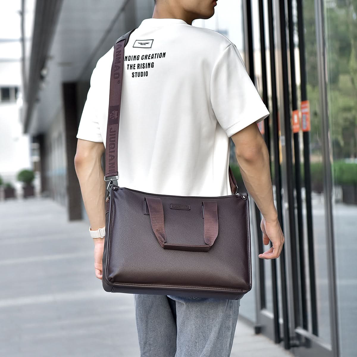 Men’s Trendy Large Capacity Business Messenger Bag – PU Leather Shoulder Bag