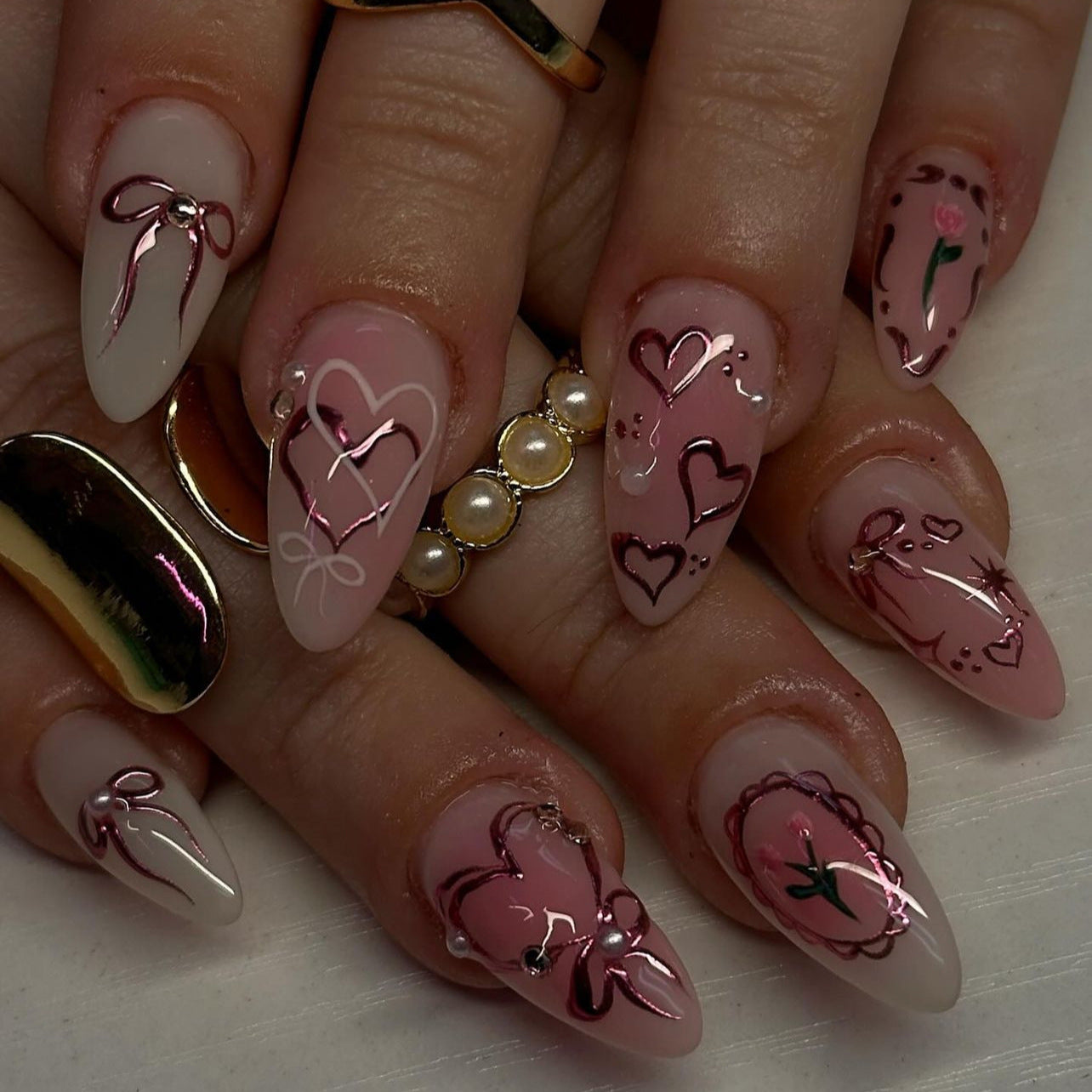 Romantic Heart & Bow Press-On Nails – Glossy Almond Shape Glue-On Nails