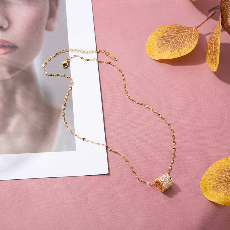 Women’s Zircon Titanium Steel Pendant Necklace