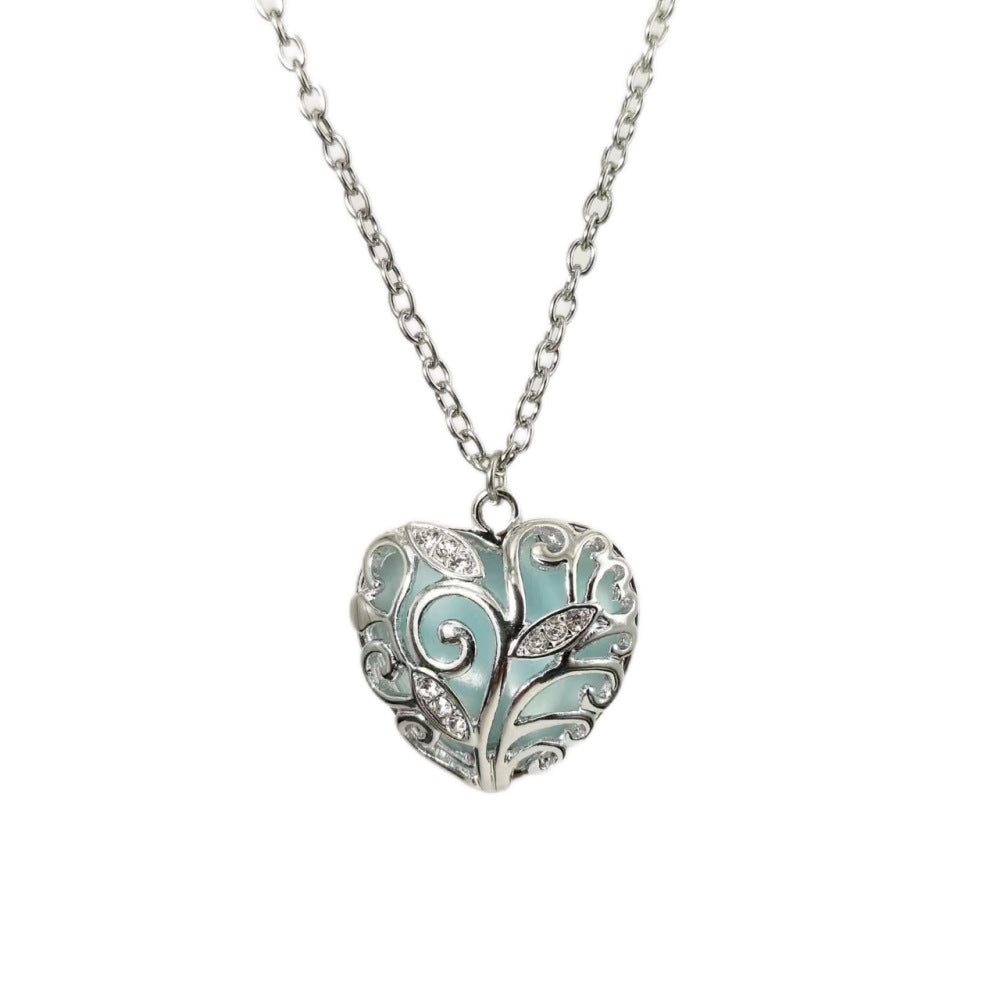 Luminous Heart Ocean Pendant Necklace – Titanic-Inspired Love Unisex Jewelry