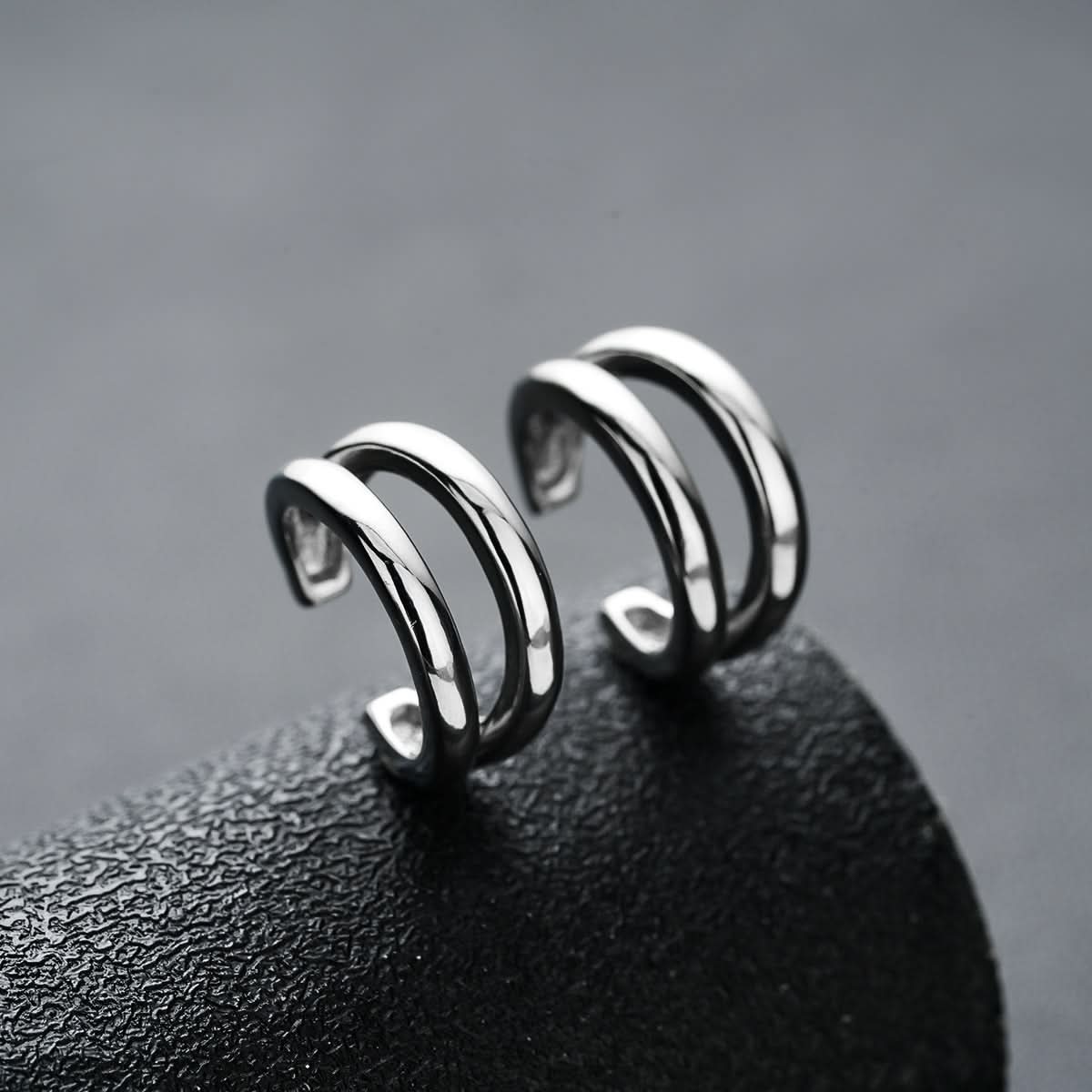 Men’s U-Shaped Ear Clips – Stylish Non-Piercing Hoop Earrings