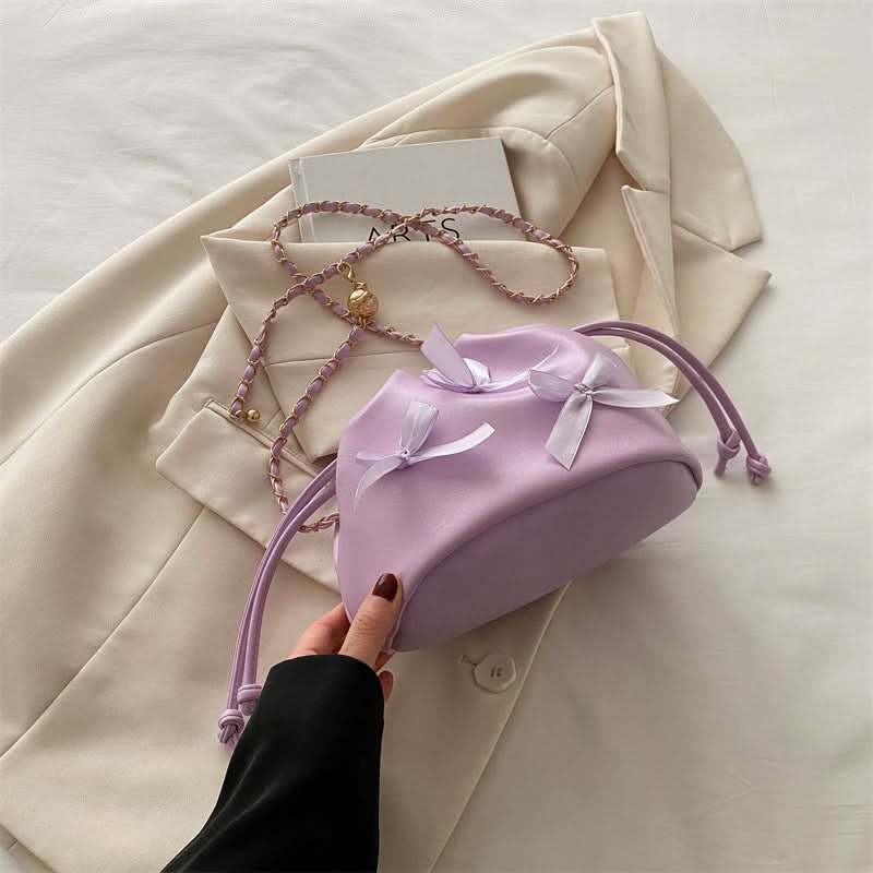 Western-Style Chain Messenger Bucket Bag - Niche Aesthetic for Women
