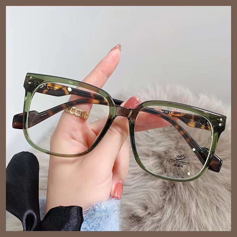 Retro Korean Myopia Glasses Frame – TR90 Anti-Blue Light Eyewear for Men & Women
