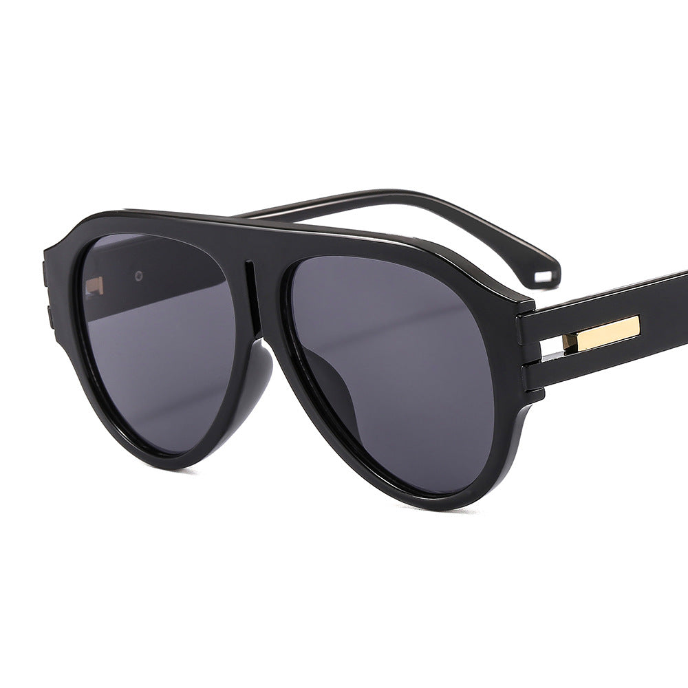 Chic Gradient Lens Eyewear – Vintage-Inspired Oval Glasses for Men & Women