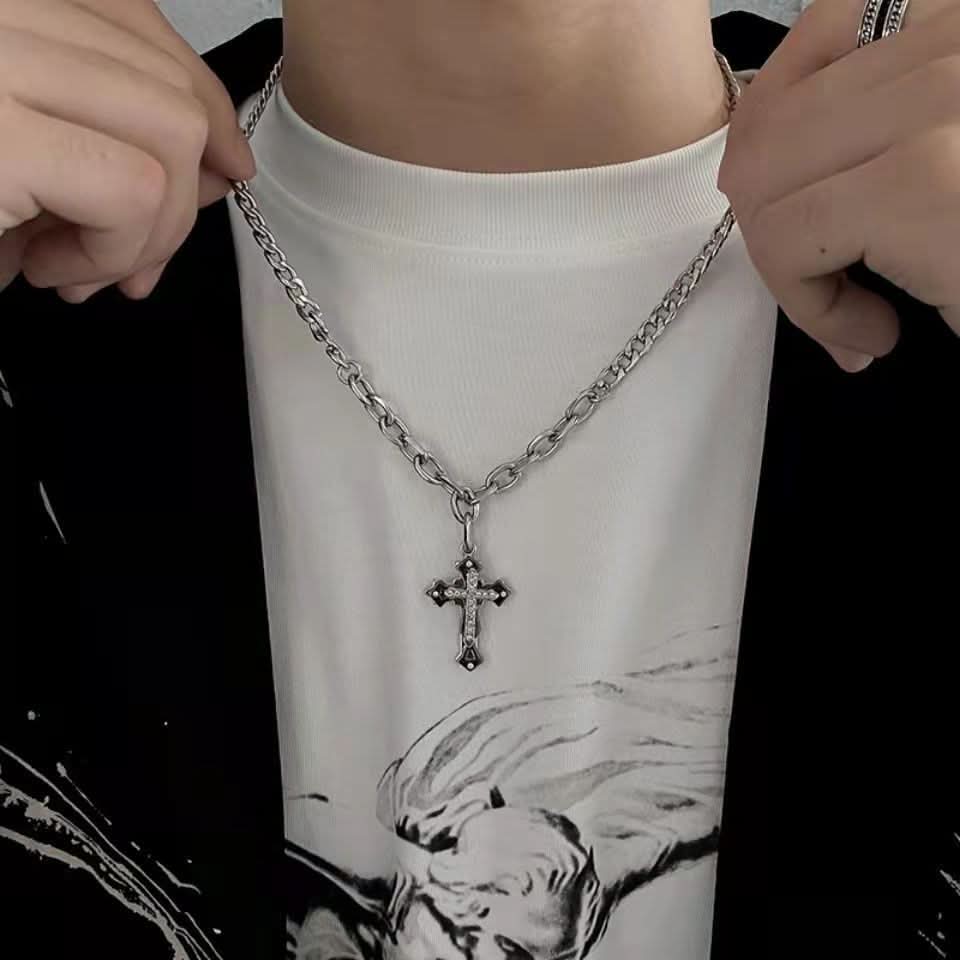 Men’s Hip-Hop Cross Necklace – Titanium Steel, Diamond-Studded Pendant