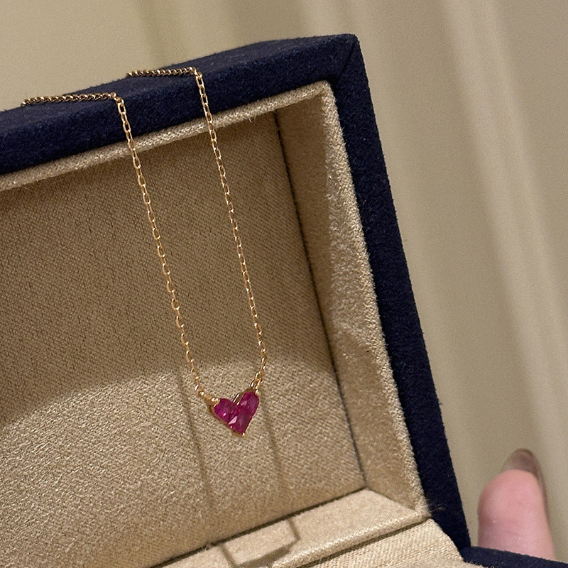 Rose Red Heart Pendant Necklace – Women's Dainty Electroplated Clavicle Chain Jewelry