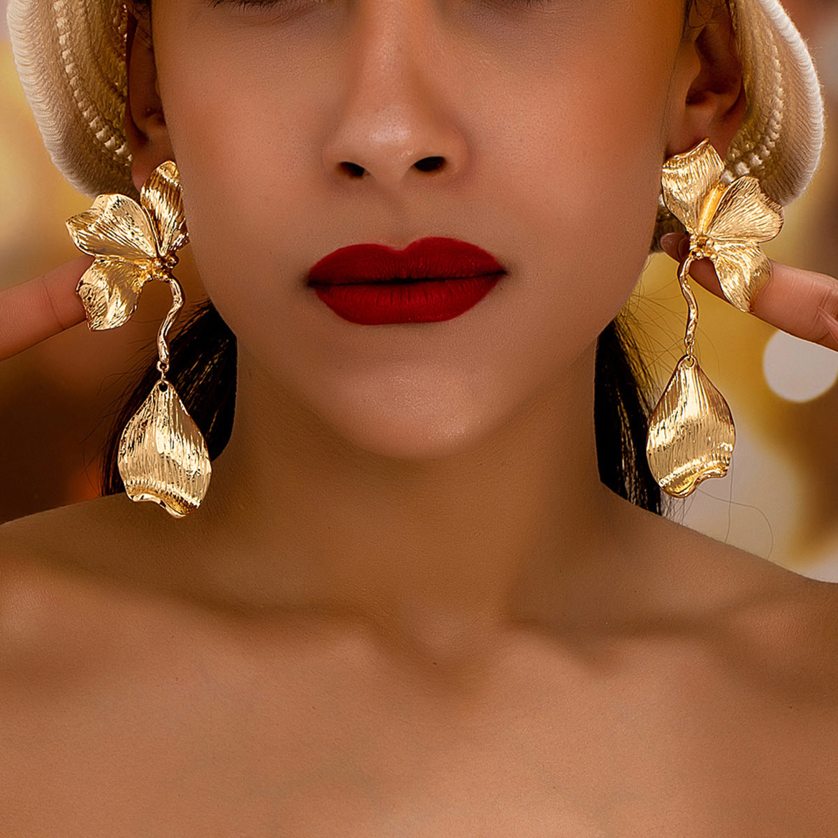 Oversized Leaf Earrings for Women – Alloy Floral Long Statement Jewelry