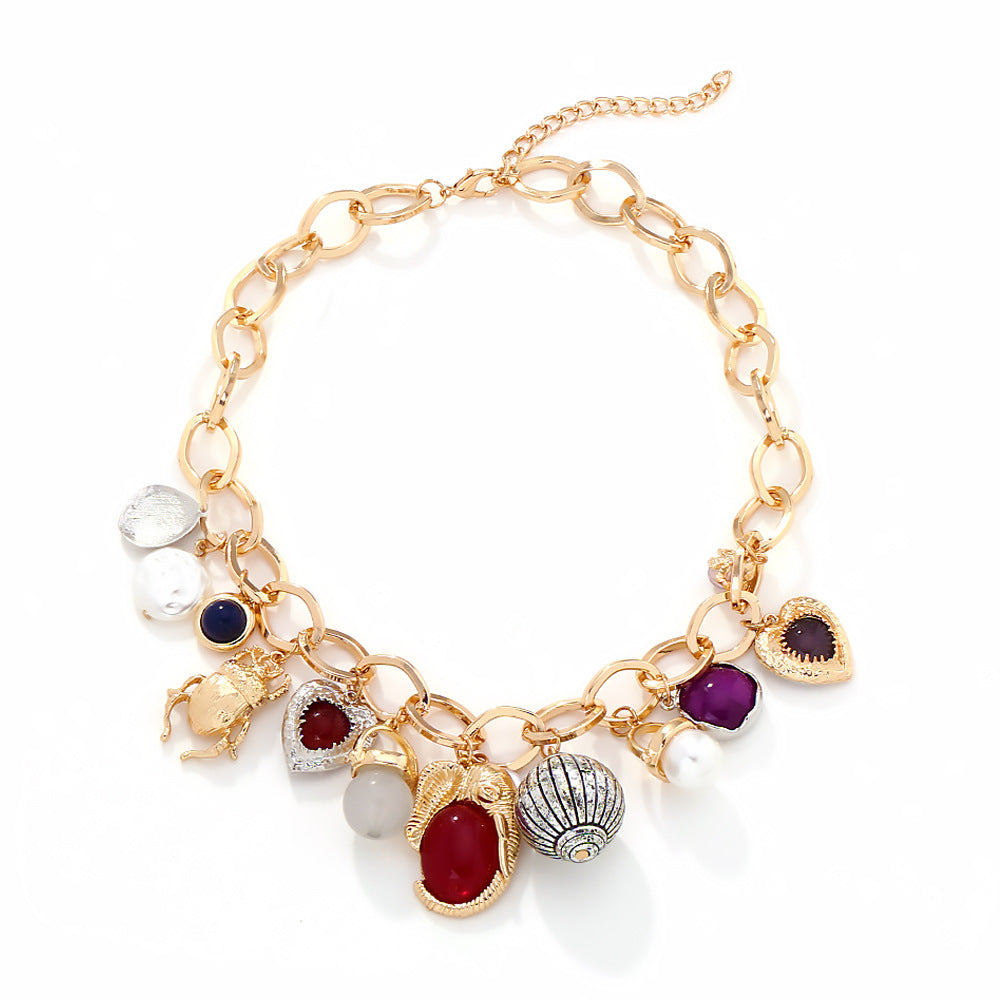 Vintage Pearl Heart Pendant Necklace – Palace Style Statement Jewelry for Women