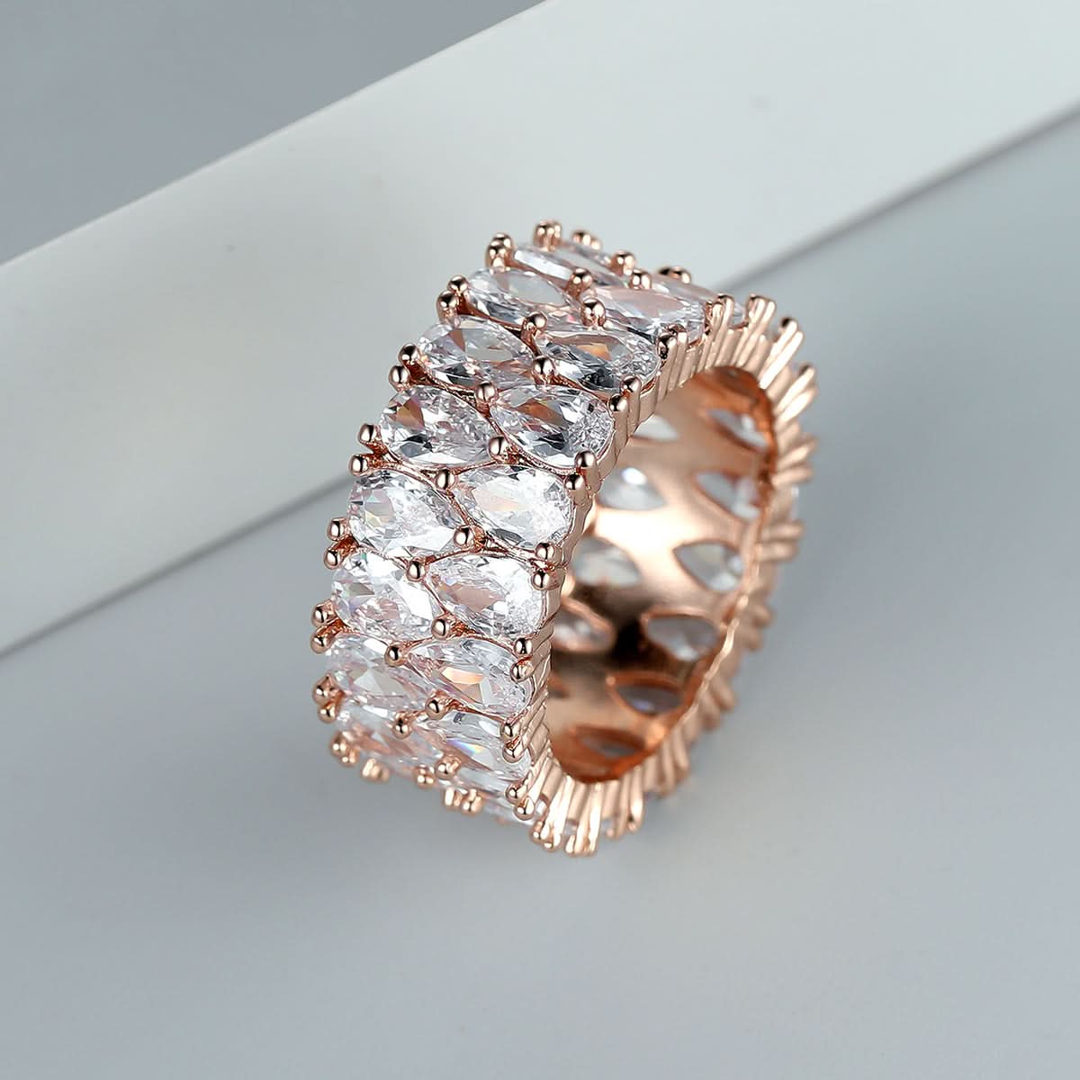 Double Row Round Drop Fashion Ring