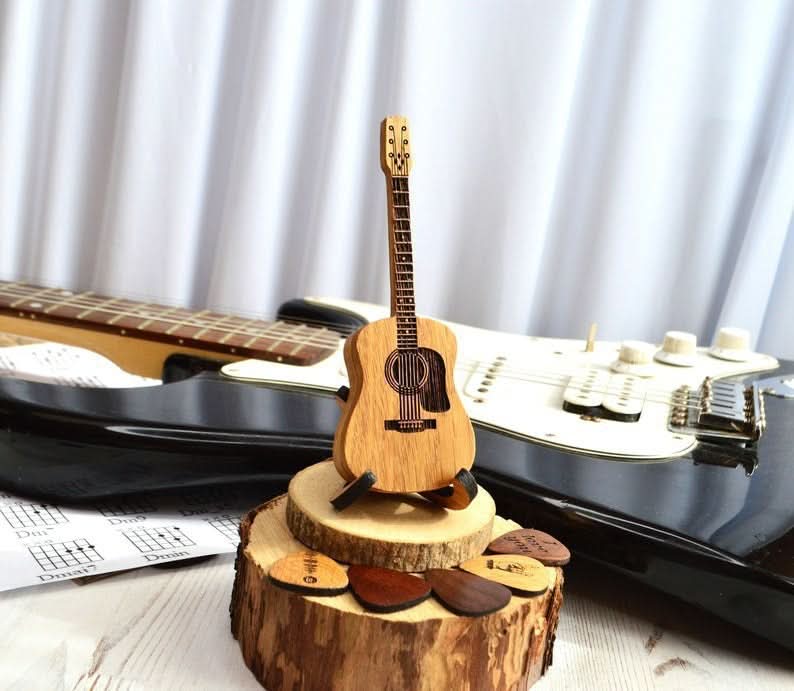 Engraved Wooden Guitar Pick - Gift Set