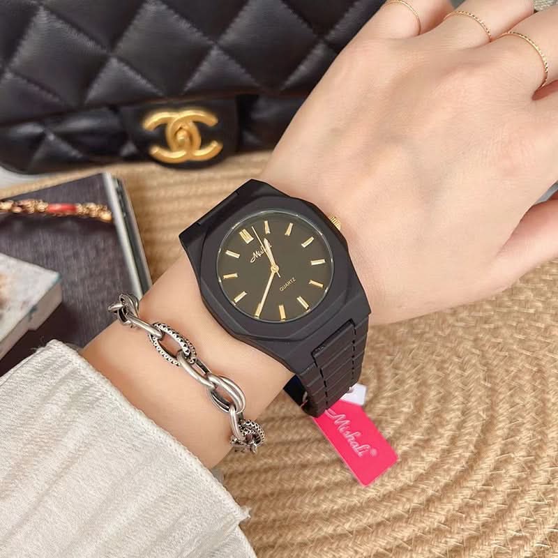 rendy Large Dial Watch – Candy Color, Steel Belt, Fashion Forward
