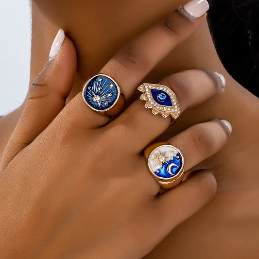 Gold Blue Evil Eye Moon Ring for Women – Niche Alloy Diamond Design Vintage Jewelry