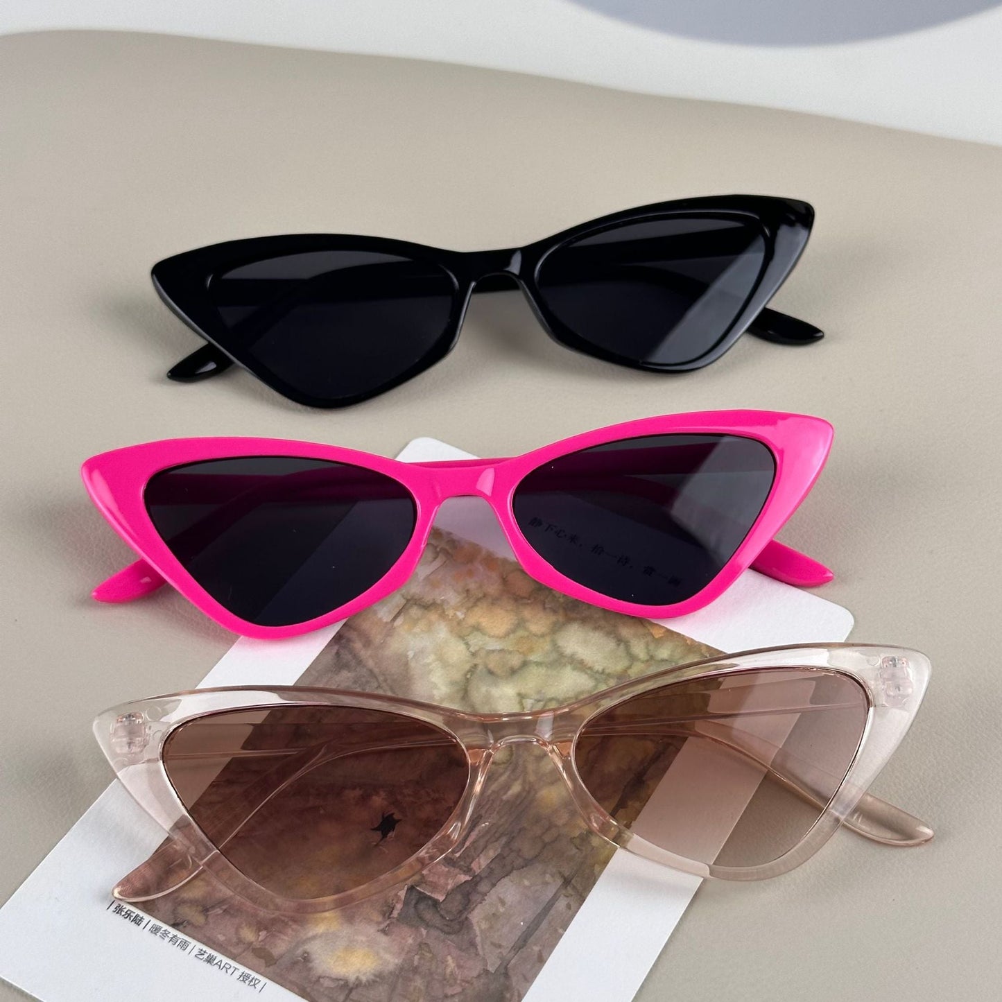 Retro Cat Eye Sunglasses for Women – UV400 Full Frame Fashion Shades