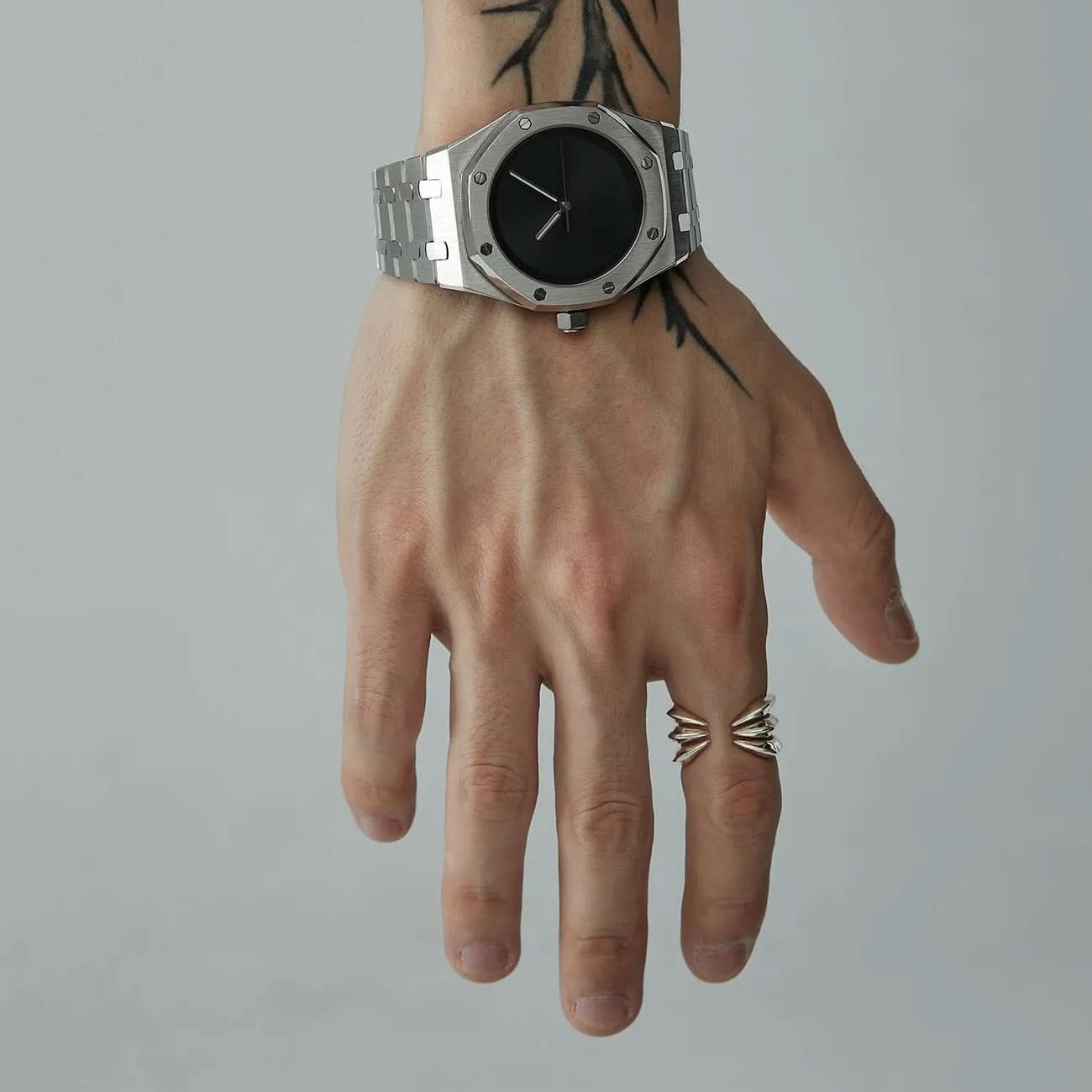 Men’s Sports Quartz Watch, Luminous Design