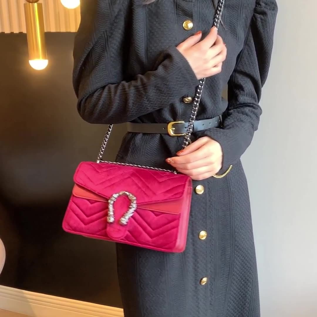 Luxury Chain Shoulder Bag for Women – Retro Stone Texture Medium Crossbody Bag