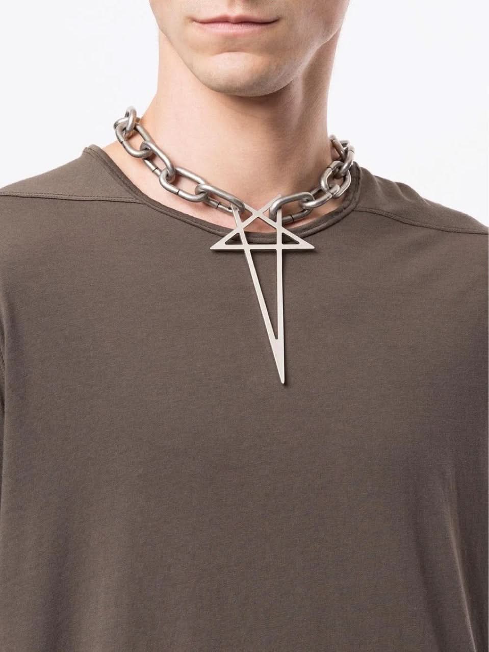 Silver Five-Pointed Star Pendant Necklace - Unisex