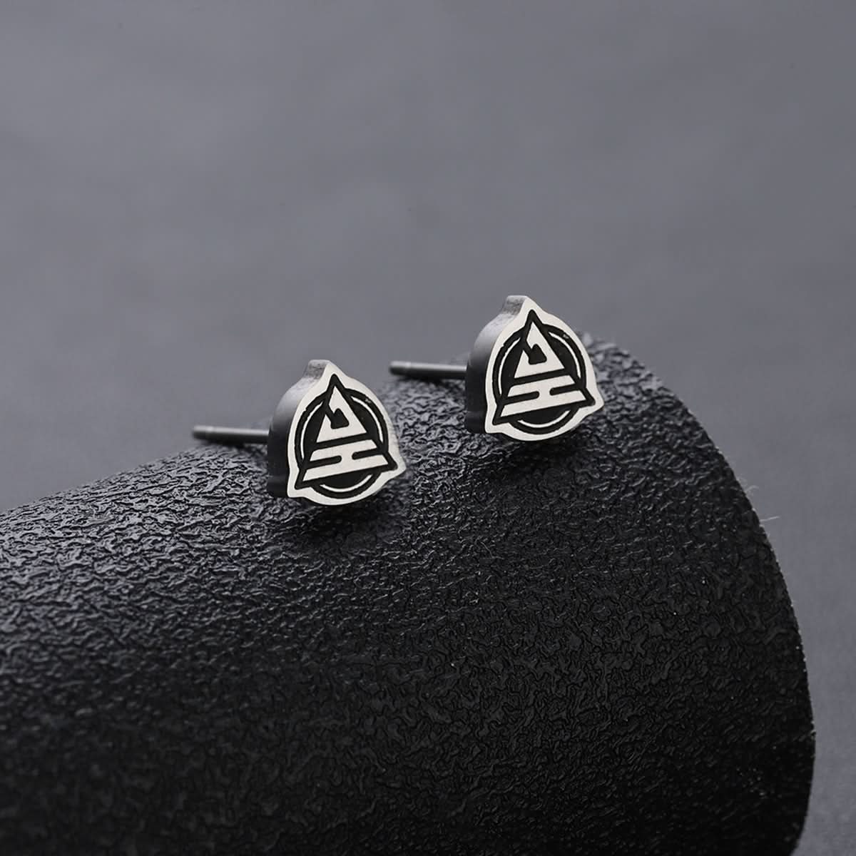 Irregular Triangle Stud Earrings for Men – Minimalist Jewelry