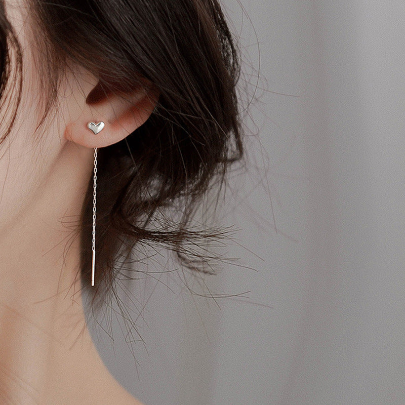 Silver Needle Heart Earrings – Korean Light Luxury Jewelry for Women
