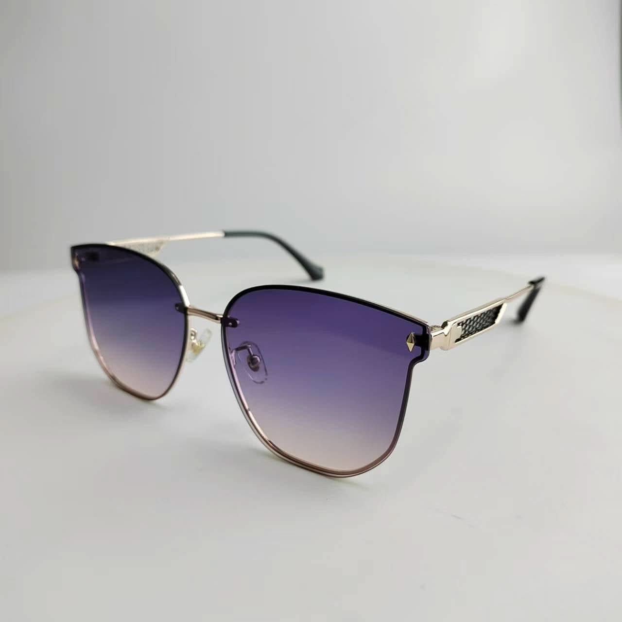 Premium Cat-Eye Sunglasses for Women – Trendy UV Protection Shades