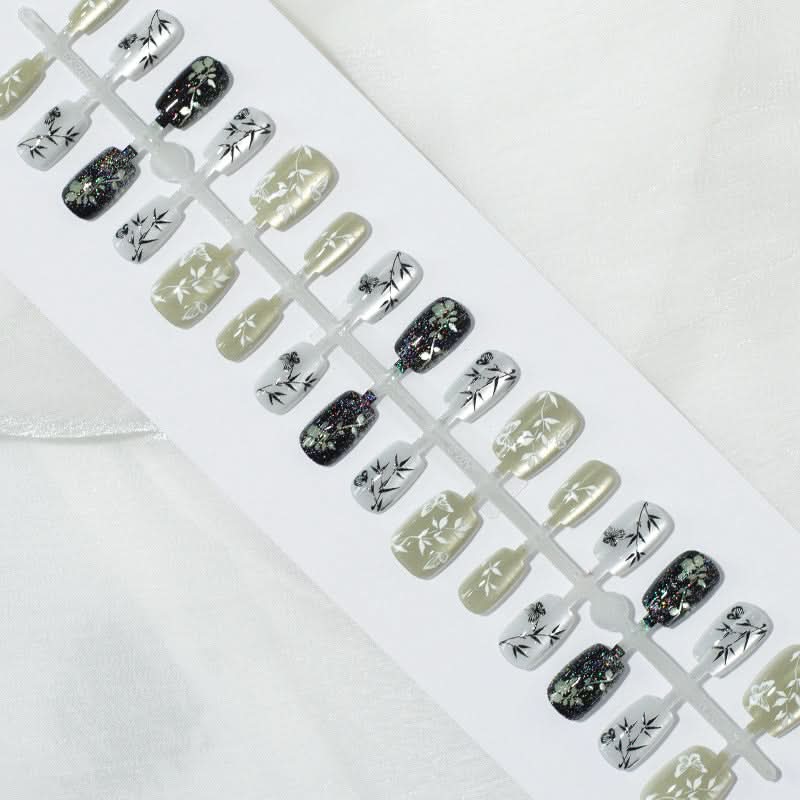 3D Cat Eye Handmade Nail Art – 30-Piece Prefabricated Set