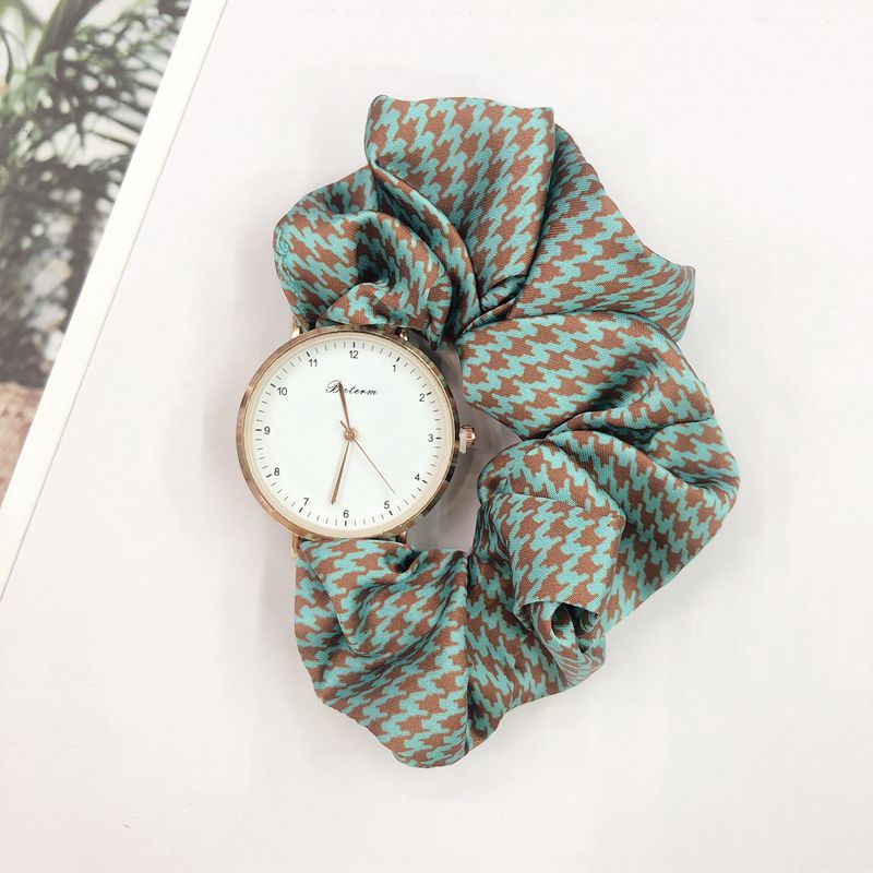 Women’s Leopard & Houndstooth Print Watch – Quartz Movement, Fashion Strap
