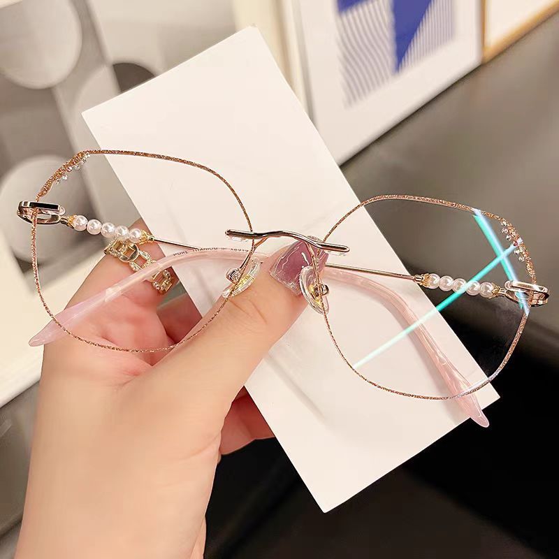 Elegant Diamond-Cut Frameless Anti-Blue Light Reading Glasses – Large Gold Polygon Frame