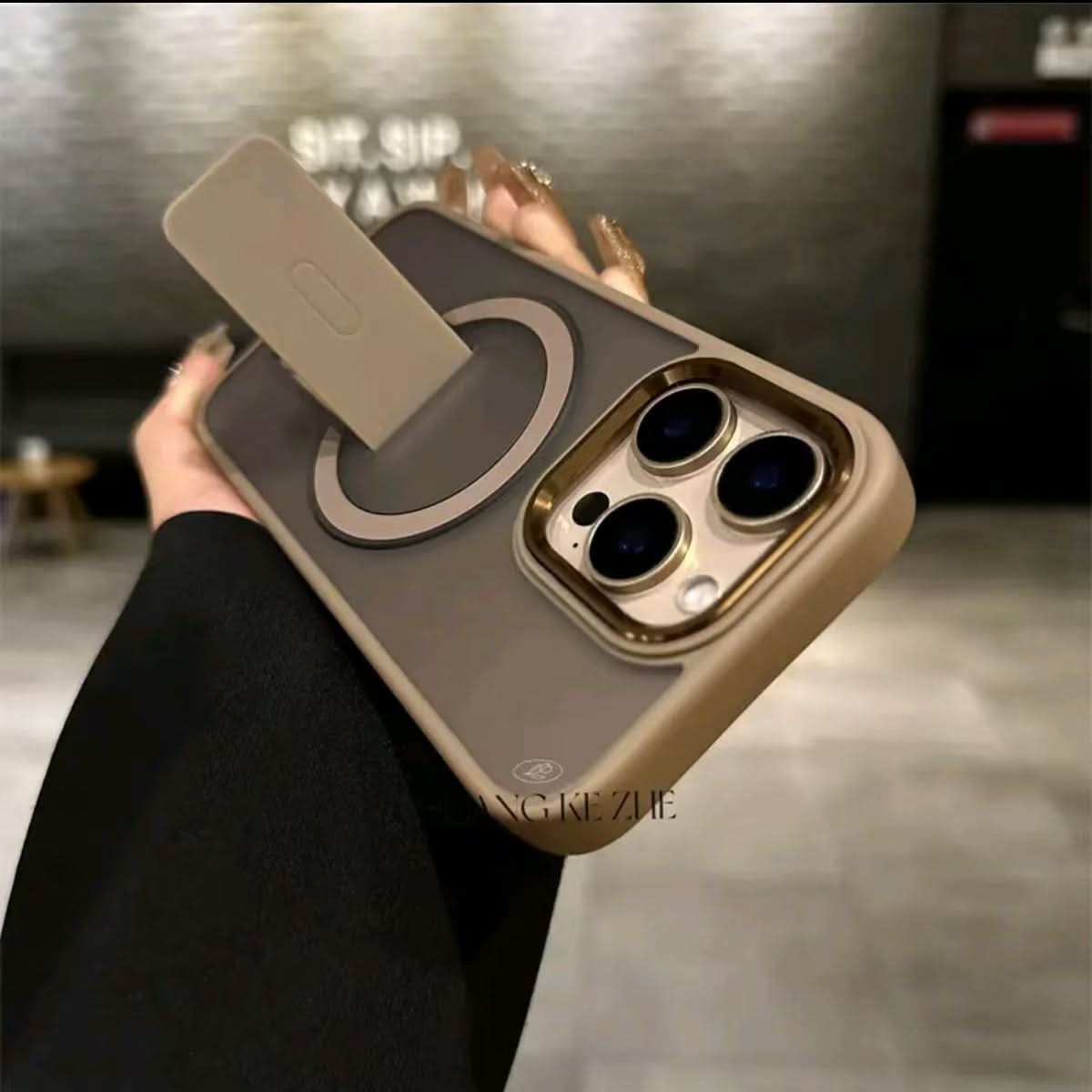 Magnetic Stand Case for Samsung S25 Series – Frosted Anti-Fall