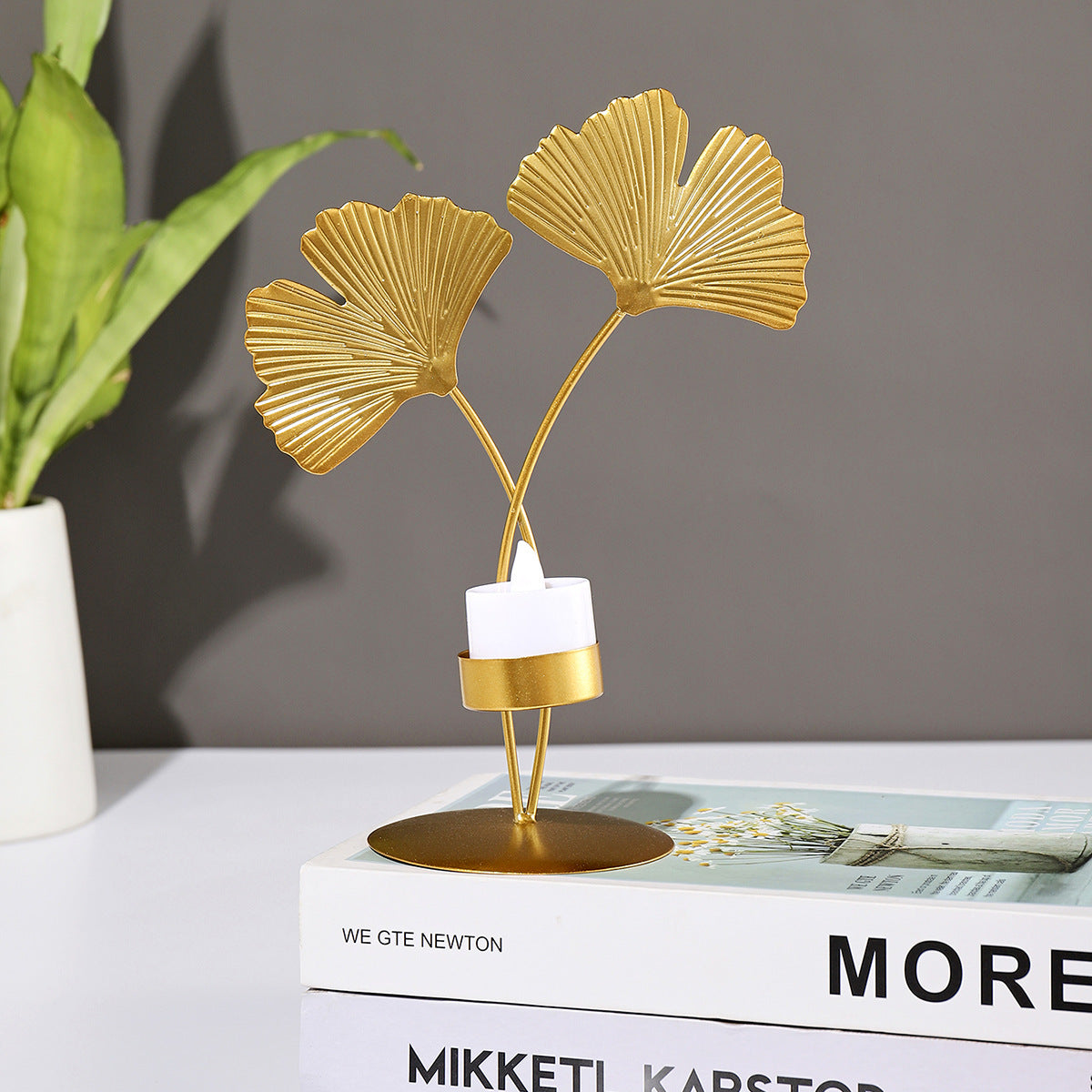 Nordic Gold Iron Candlestick – Nature-Inspired Spray Paint Candle Holder