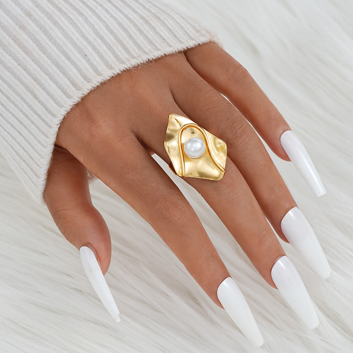 Irregular Flower Ring Set – 4-Piece Gold Alloy Women’s Rings, Trendy Statement Jewelry