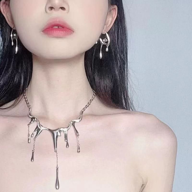 Silver Liquid Tassel Pendant Necklace