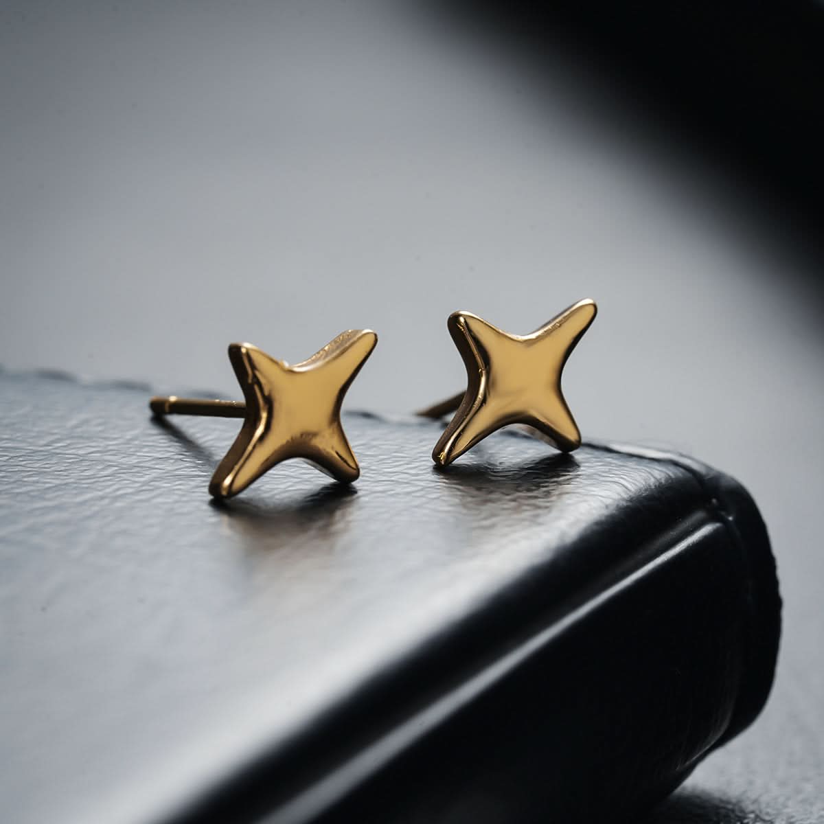Men’s Cross Star Stud Earrings – Minimalist Jewelry