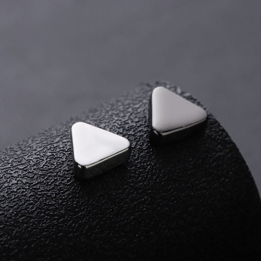 Men’s Magnetic Triangle Ear Clips – No-Piercing, Hip-Hop Style Jewelry