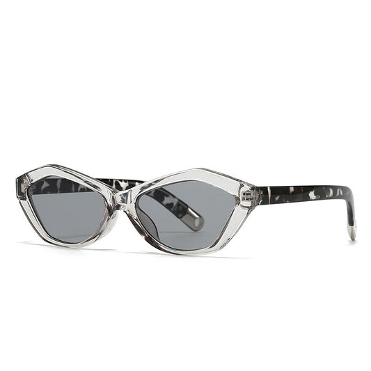 Angular Cat Eye Sunglasses – Modern Retro Design with Stylish Temple Detailing