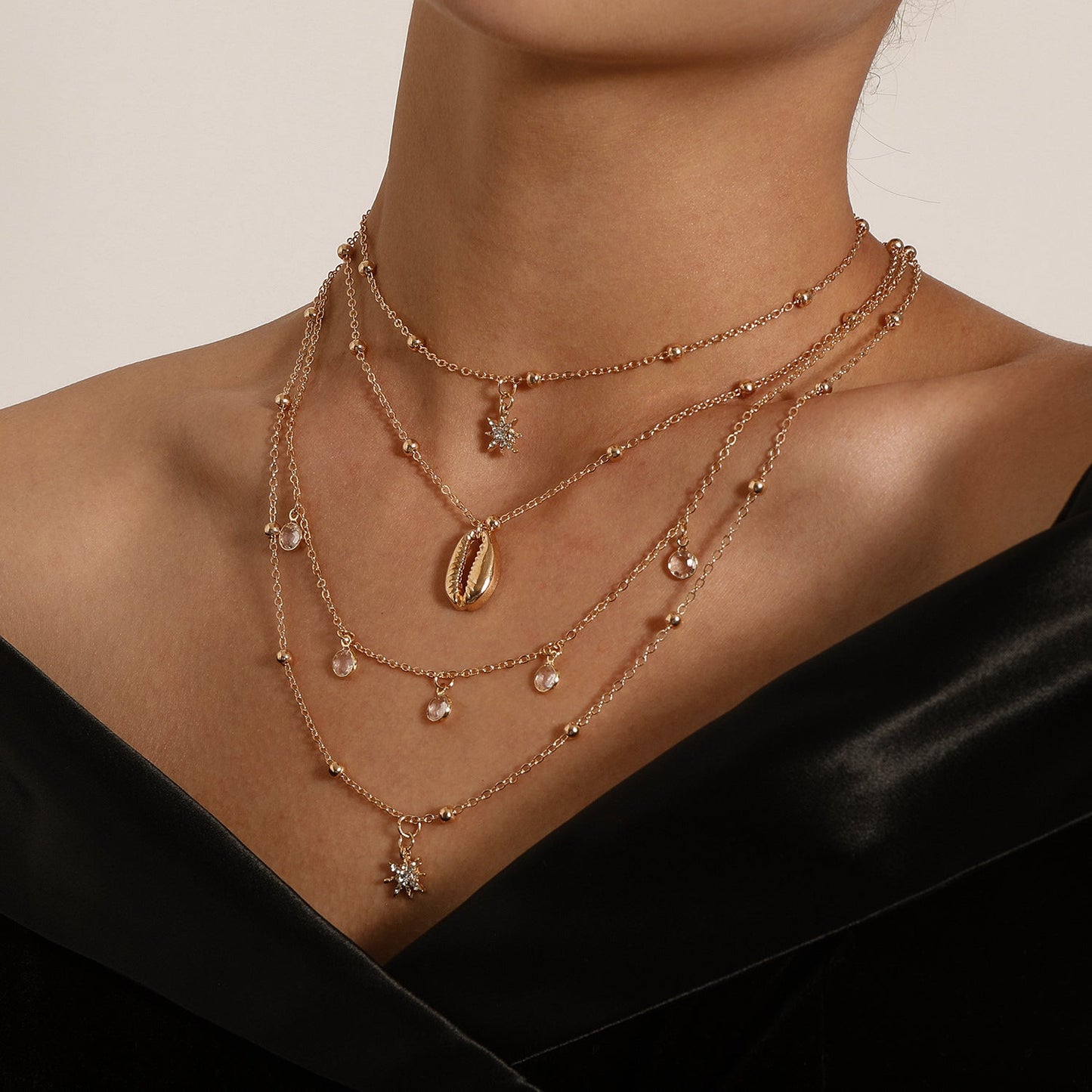 Rhinestone Star Pendant Layered Necklace for Women – Hip-Hop Chain Jewelry