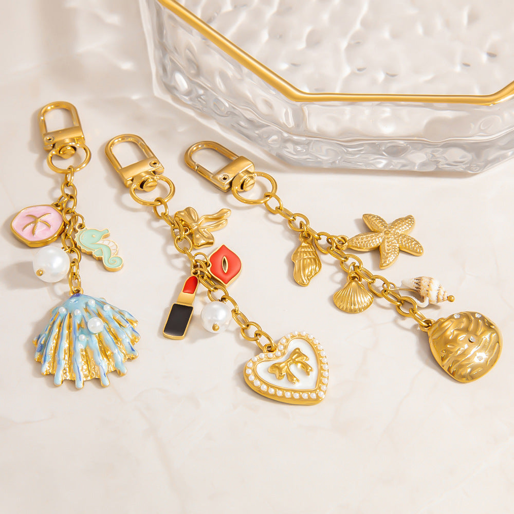 Ocean-Inspired Shell Keychain – Gold Stainless Steel Pendant with Pearl Accent