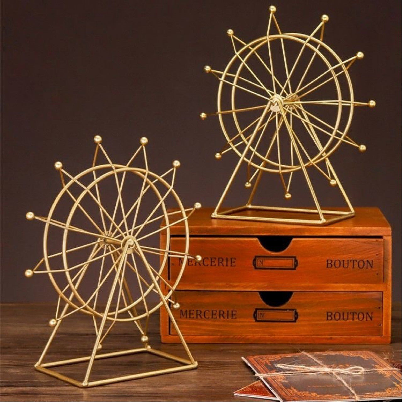 Modern Gold Ferris Wheel Decor – Metal Table Ornament for Living Room or Office