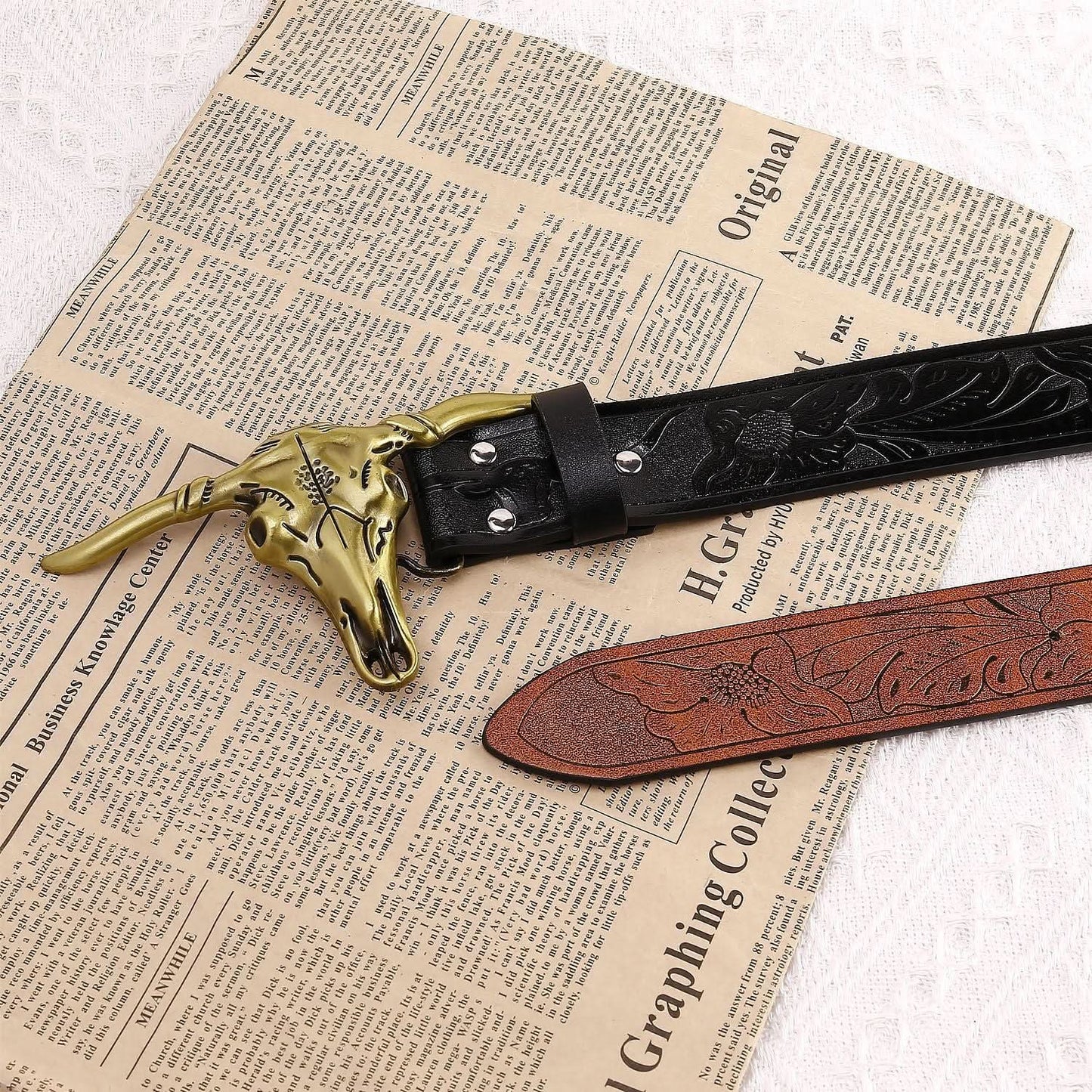 Men’s Leather Belt with Longhorn Skull Buckle