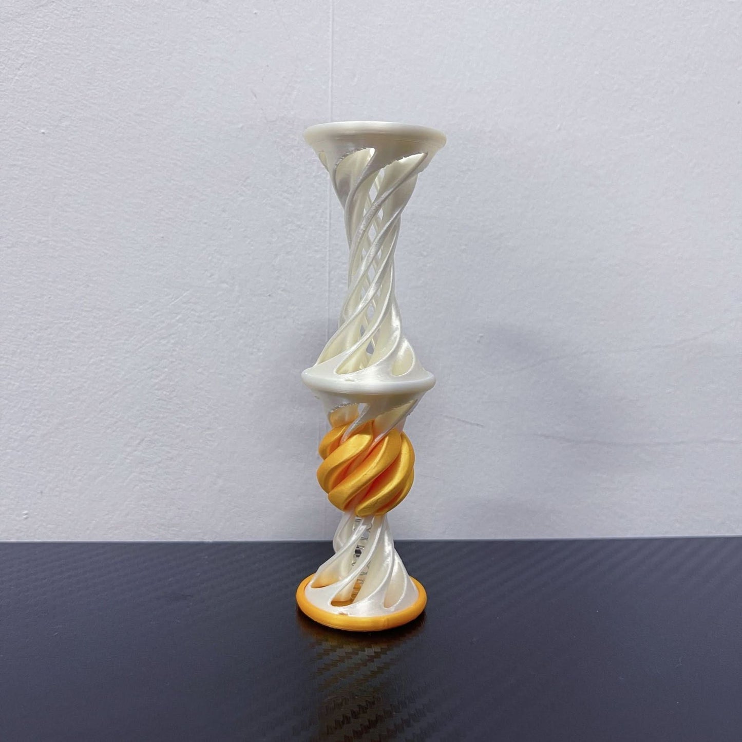 3D Printed Spiral Bounce Toy – Stress Relief & Office Desk Ornament