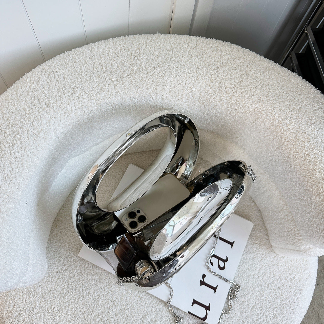 Large Acrylic Crescent Handbag – Trendy Moon-Shaped Evening Shoulder Bag for Women