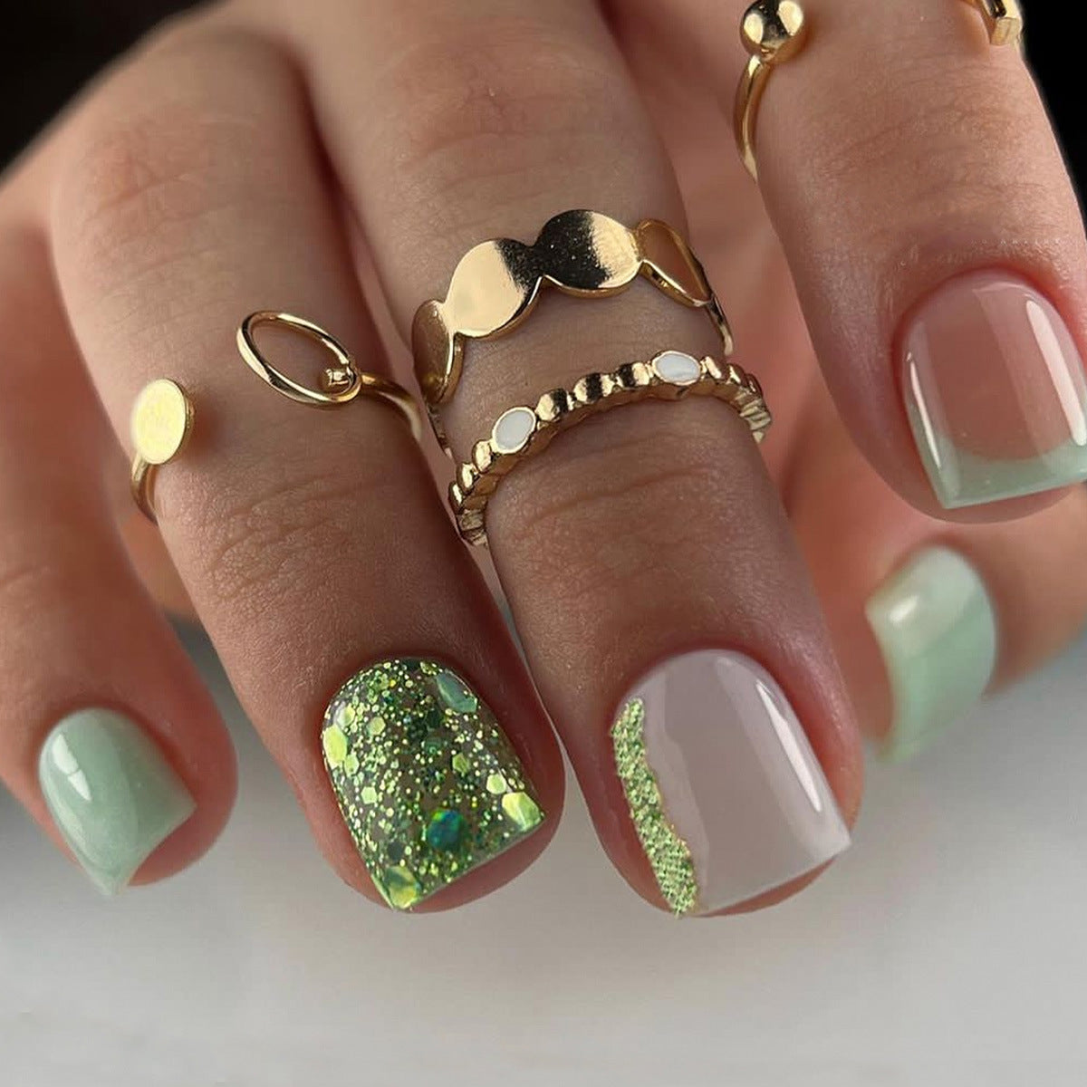 Modern Green French Press-On Nails – Medium Square & Rounded False Nails