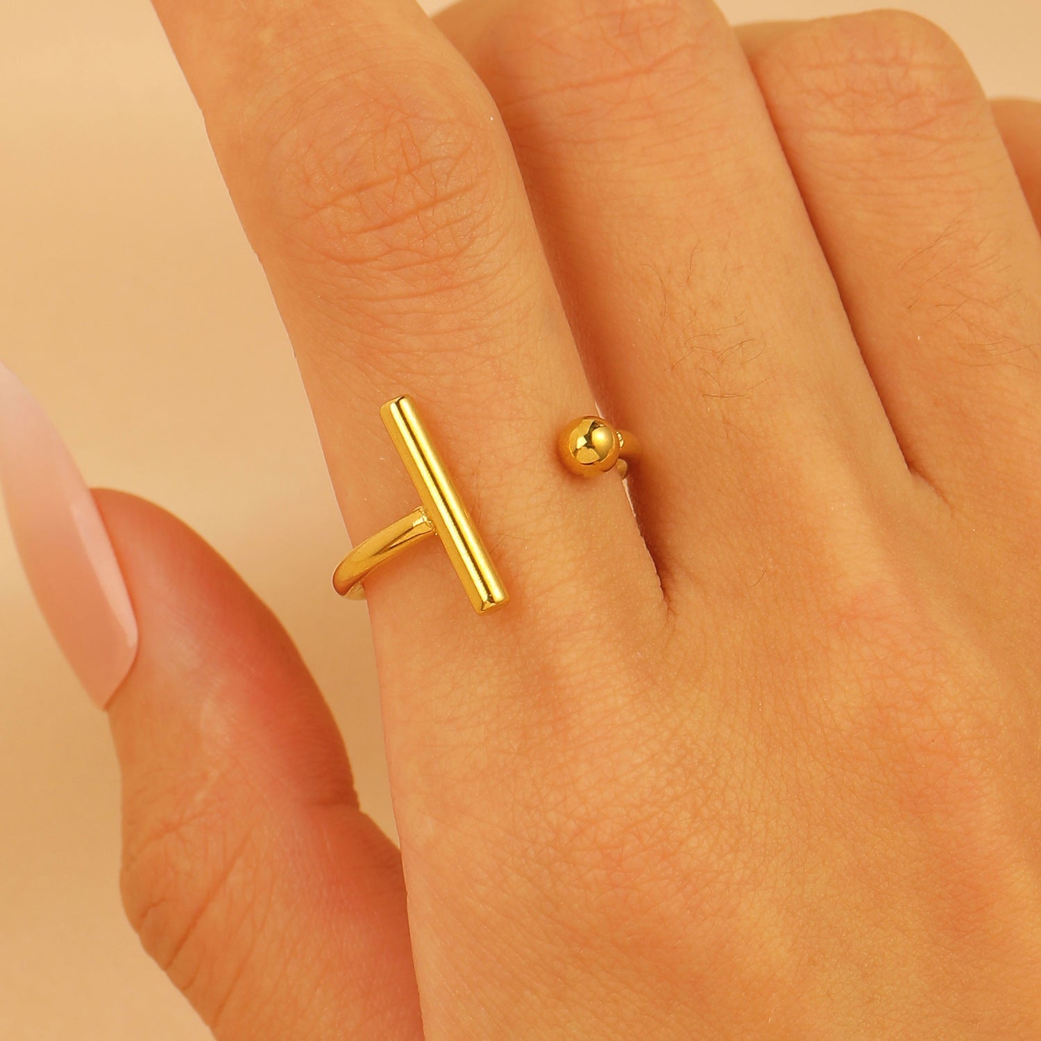 Set of 4 Bold Gold Stainless Steel Rings – Adjustable Water Drop Statement Jewelry